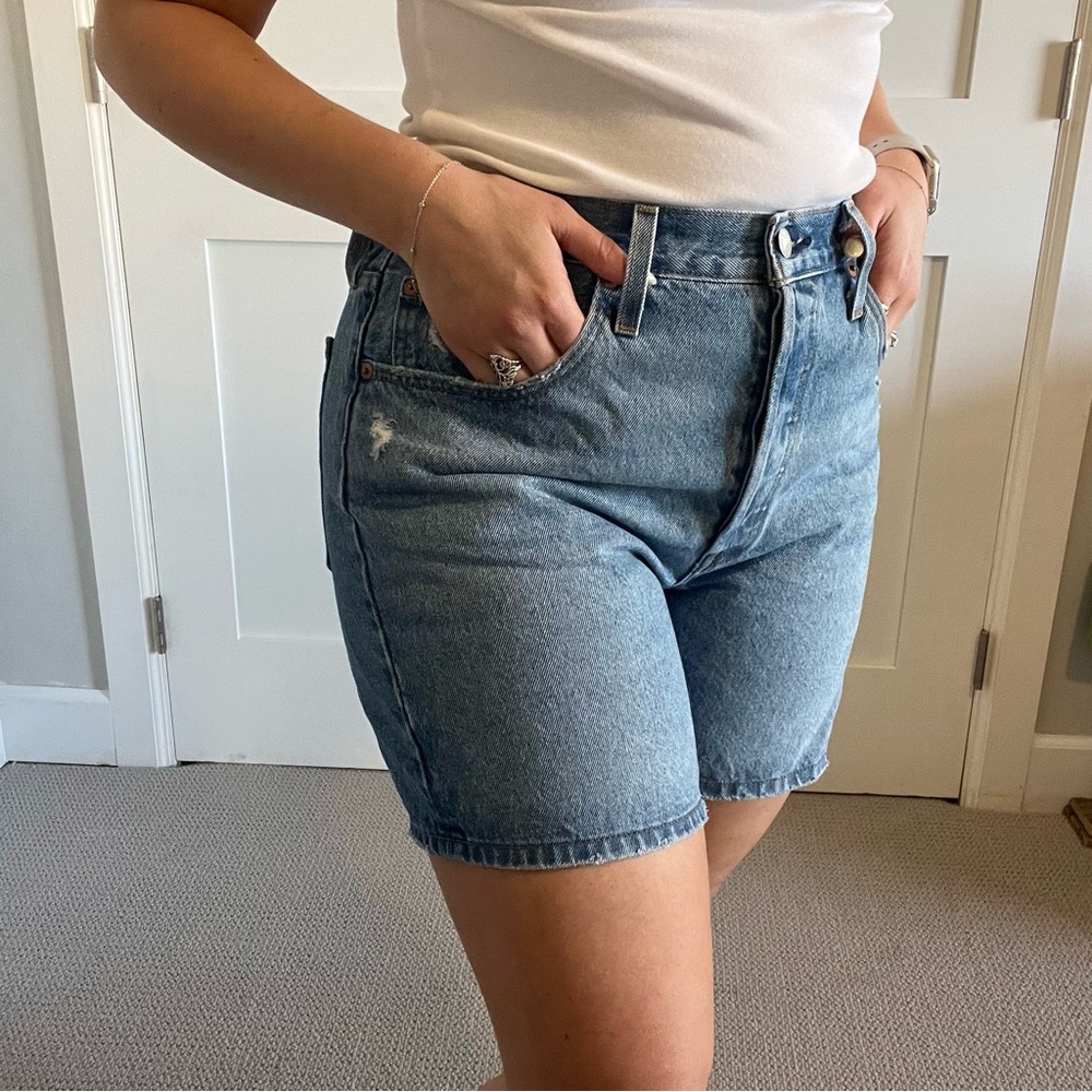 Levi's 501 Jean Shorts 5” Inseam Size 31